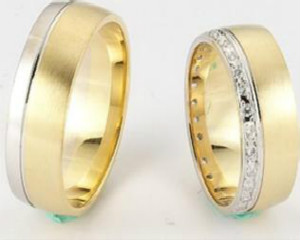 外盘期货外汇资金流向分析_外盘期货与外汇市场联动性_外汇汇率与国际原油价格波动预测:tei