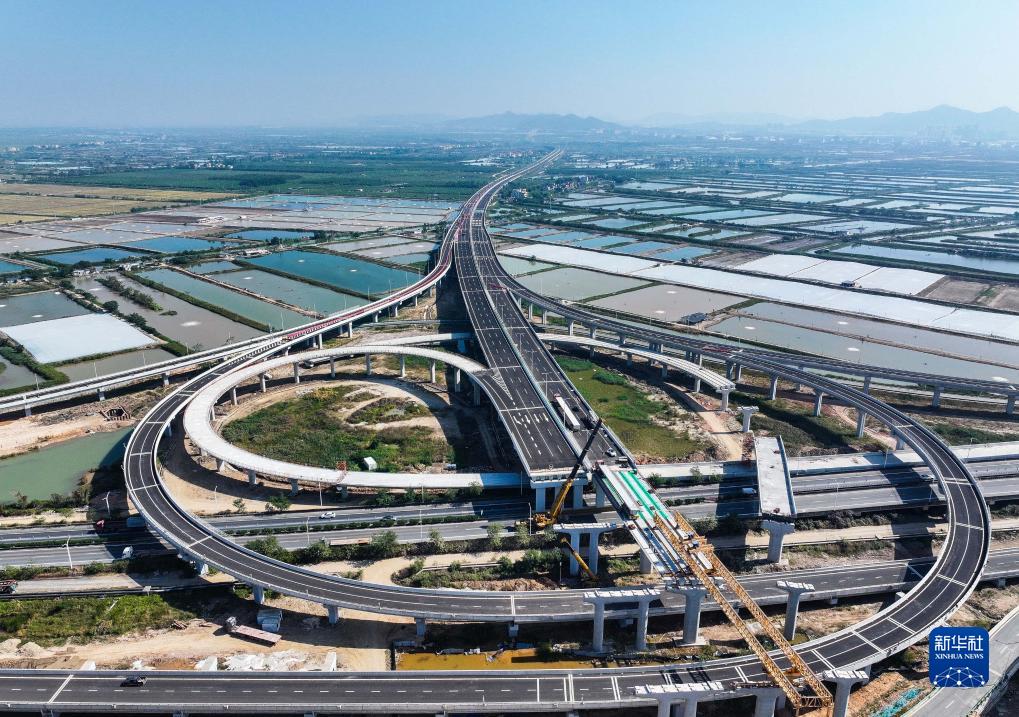 新时代中国发展成就数据_超4亿中等收入群体数据_我国外汇储备数据